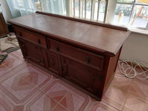 Stunning  - Sideboard   - Cottage Antique