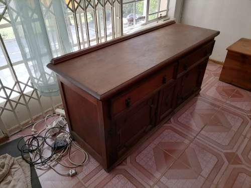 Stunning  - Sideboard   - Cottage Antique