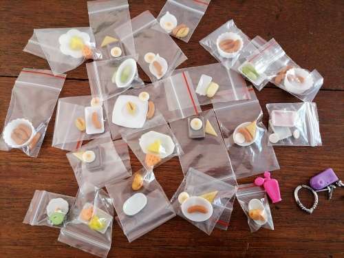 Miniature Food, Re-ment, Collectable Dollhouse Miniature, 22 set in total plus some Barbie items