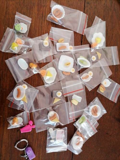 Miniature Food, Re-ment, Collectable Dollhouse Miniature, 22 set in total plus some Barbie items