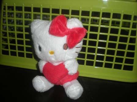 Hello Kitty Soft Toy, Doll with Hearts (Valentines...)