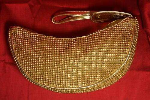 Stunning Gold Hanbag / Clutch Bag / Cosmetic Bag