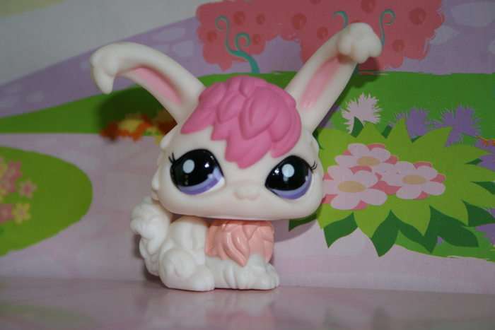 Rare, Littlest Pet Shop, Bunny / Rabbit- Angora bunny  1894