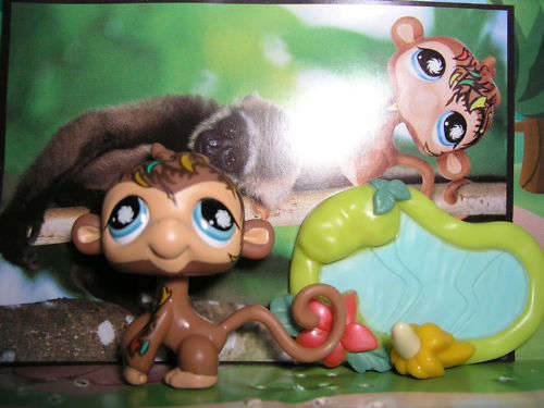 Littlest pet shop, Poastcard Pet, Rainforest Tattoo  Monkey 946 with accessories