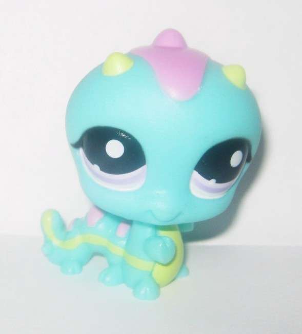 Littlest pet shop, Caterpillar 1811 - very rare