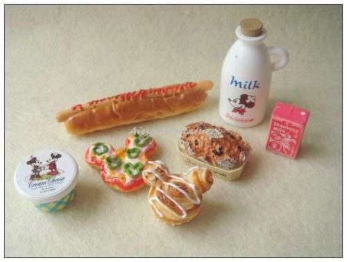 Miniature, Re-ment, Collectable Handmade Dollhouse Miniature - Disney Mickey Mouse Picnic Food