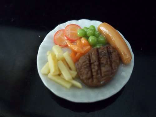 Barbie Miniature, Re ment - Miniature Food - steak on plate