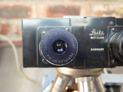 Ernst Leitz Wetzar HM-LUX Microscope  #914453 Made in Germany, from ca. 1975, Collectors Item