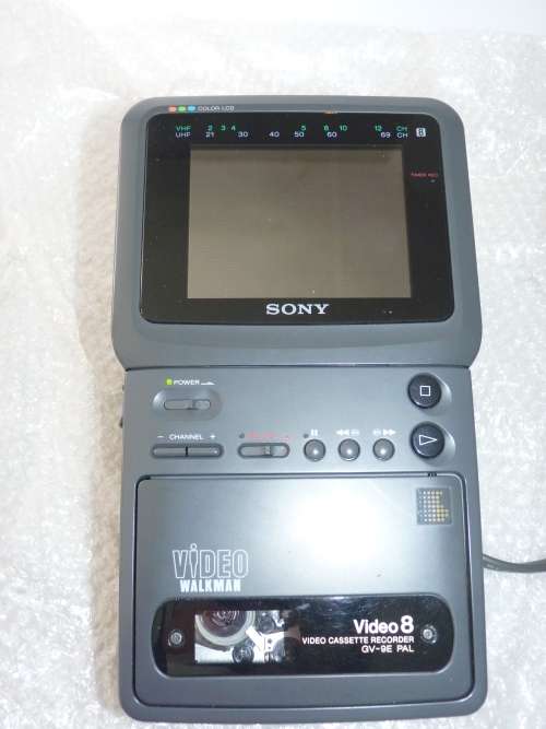 SONY GV-9E PAL VIDEO 8 CASSETTE RECORDER VINTAGE COLLECTORS ITEM