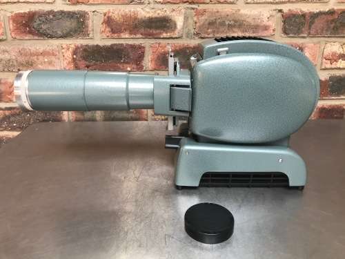 LEITZ PRADO 66 SLIDE PROJECTOR 250W with 2 LENSES FOR SLIDES 36MM AND 6X6 COLLECTORS ITEM