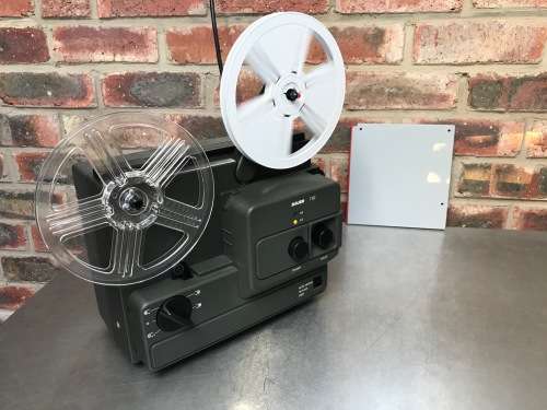 BAUER T 82 FILM PROJECTOR  SUPER 8 / SINGLE 8 / STANDARD 8  COLLECOTRS ITEM