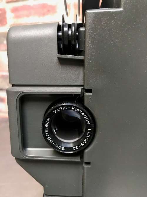 BAUER T 82 FILM PROJECTOR  SUPER 8 / SINGLE 8 / STANDARD 8  COLLECOTRS ITEM