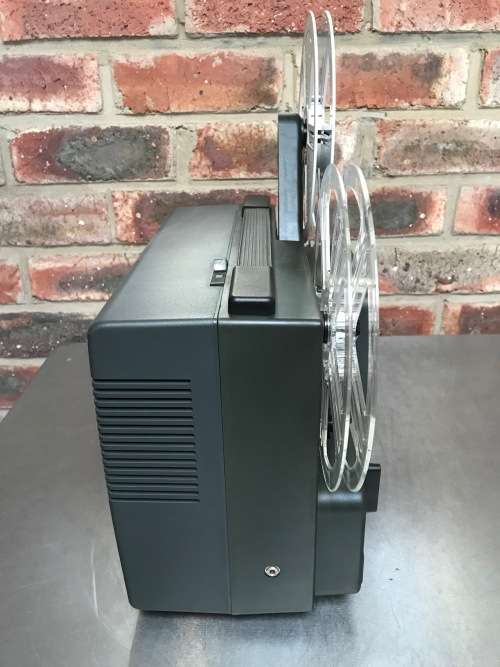 BAUER T 82 FILM PROJECTOR  SUPER 8 / SINGLE 8 / STANDARD 8  COLLECOTRS ITEM