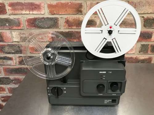 BAUER T 82 FILM PROJECTOR  SUPER 8 / SINGLE 8 / STANDARD 8  COLLECOTRS ITEM