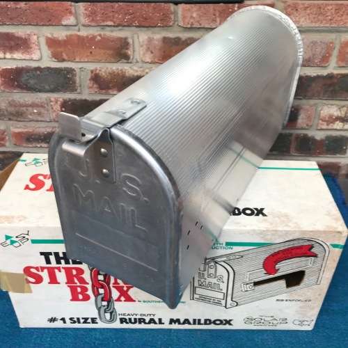 US MAIL BOX , VINTAGE , BUT NEVER USED, STILL IN ORIGINAL BOX