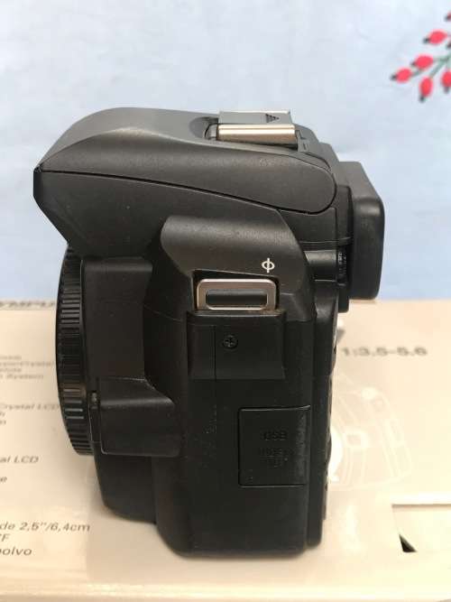 Olympus E-500 digital camera Body in very good working condition.