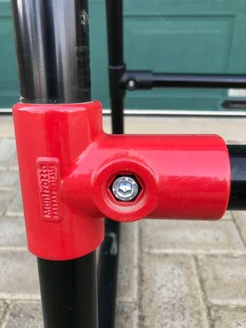 Manfrotto Tripod Display, very rare, size : Hight: approx 1,43m, Wide : approx 80cm, Depth: 70cm