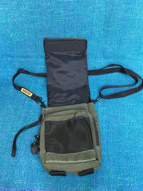 Hedgren canvas cross body bag,forbelt or shoulder bag 17cm x 20cm x 5-8cm, in good condition