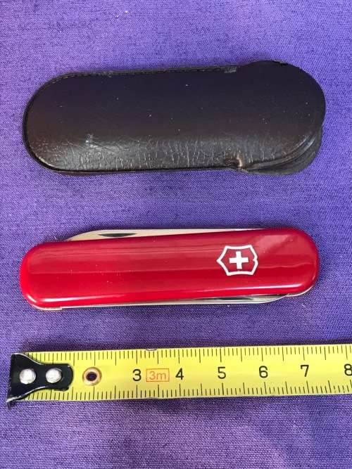 1 x Victorinox knife / Philips Fotolicht , red, collectors item