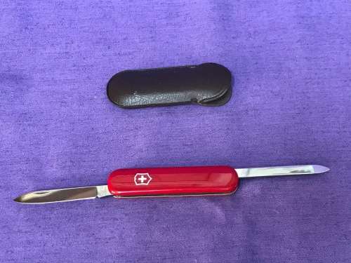 1 x Victorinox knife / Philips Fotolicht , red, collectors item