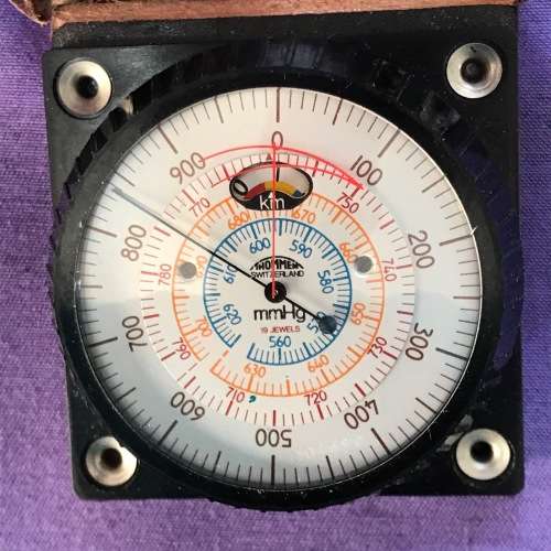 Thommen Switzerland old altimeter + barometer,  19 jewels,  in pouch