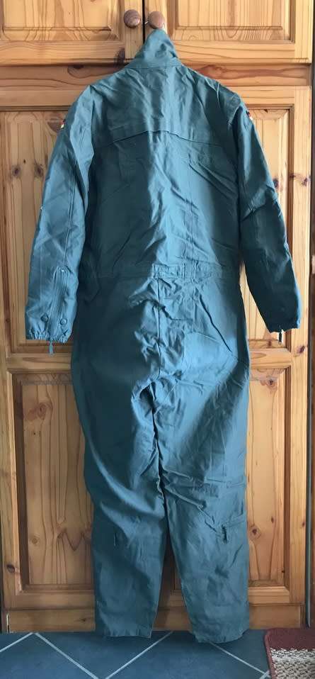 German Military Overall dark green winter-inlet size Gr.11 180-190 , second hand, top