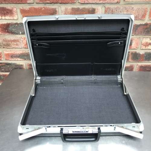 Vintage Samsonite Classic Black Hard Shell Slim Brief Case with Combo Lock, from 70/80ties Germany
