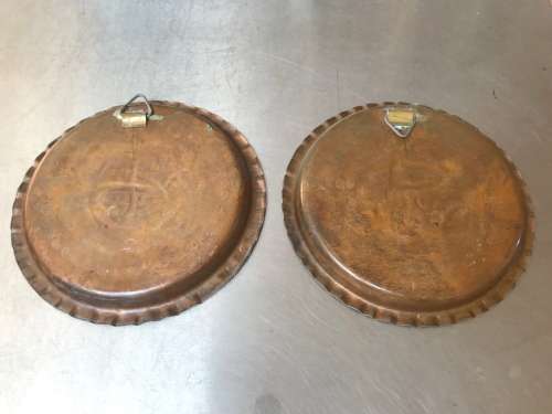 2 x Old copper wall plate, 18,5cm diameter, vintage, rare,