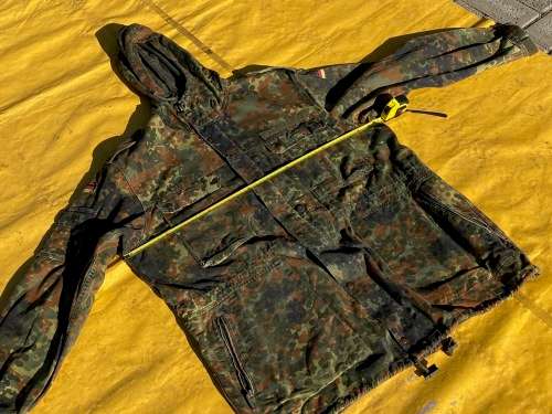 German Military Field Jacket flags size Gr.11  175-185 for hunting