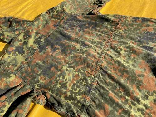 German Military Field Jacket flags size Gr.11  175-185 for hunting