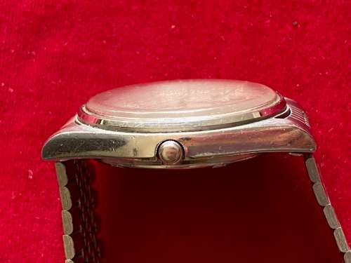 Seiko Quartz Watch 8223-8080 Men`s, vintage, from the 70s/80s, rare, collectors item