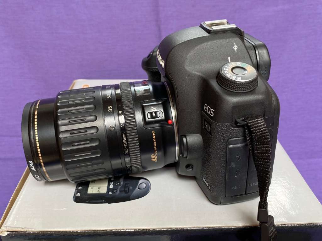 CANON EOS 5D MARK II digital camera (Full Frame) + Canon Lens EF 35-135USM,only 12598 Shutter Counts