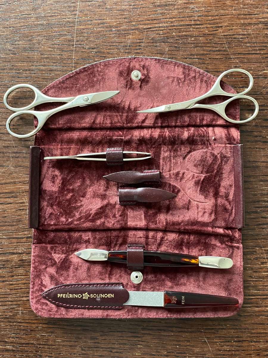 Pfeilring Vintage Manicure Set Made In Solingen Germany, preowned (Lot 2)