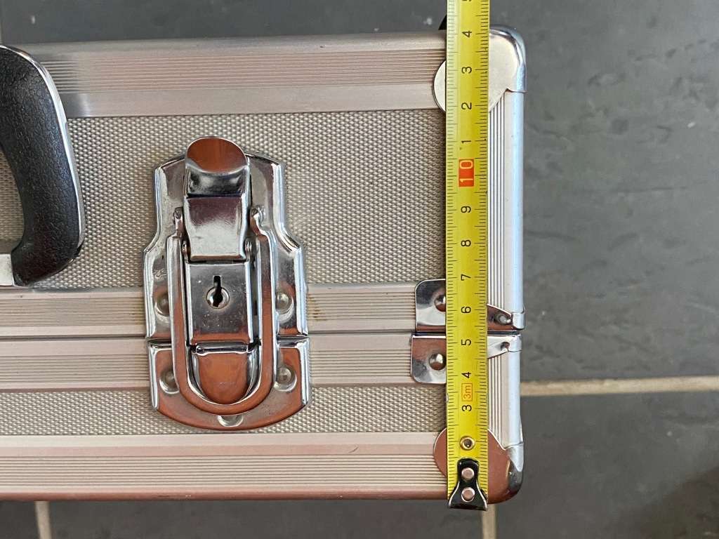 Aluminium Case, 40cmx31cmx14cm, briefcase, for Video or Photo Camera, from Germany, with brand on