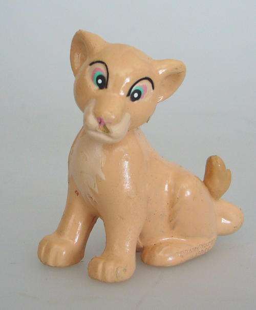 THE LION KING FIGURE  DISNEY "NALA"