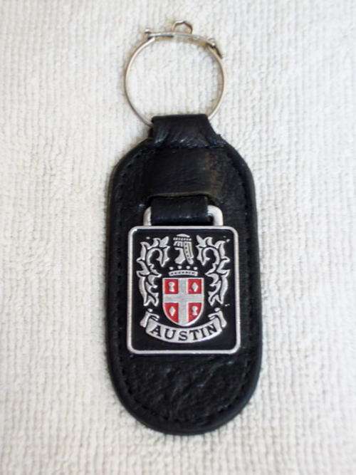 AUSTIN KEYRING FROM ca. 1967 Collectors Item - like new