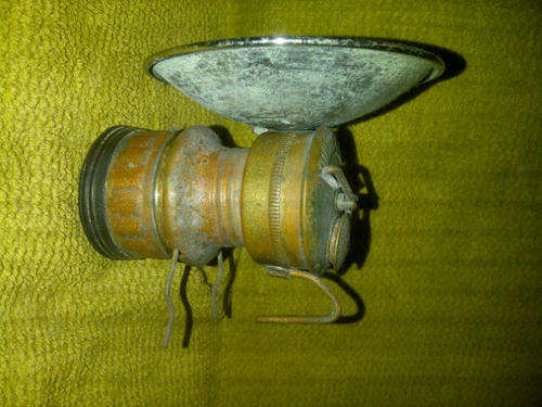 Small carbide lamp