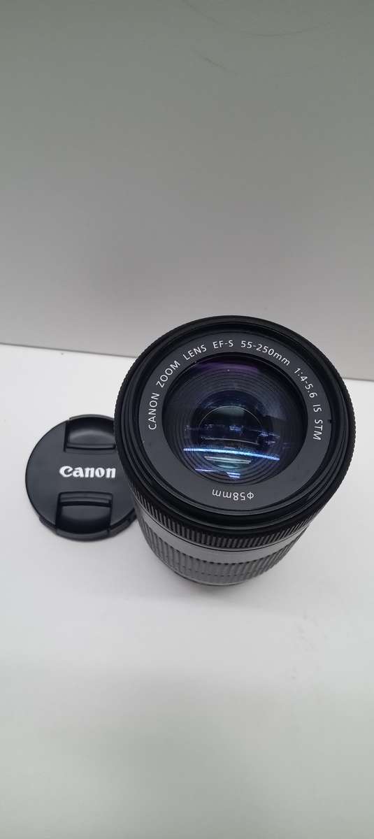 Canon EF 55-250mm STM with image stabilizer