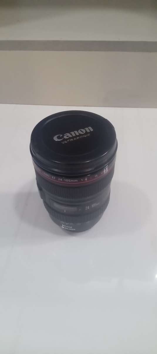 Canon 24-105mm 1:4 L IS USM Lens