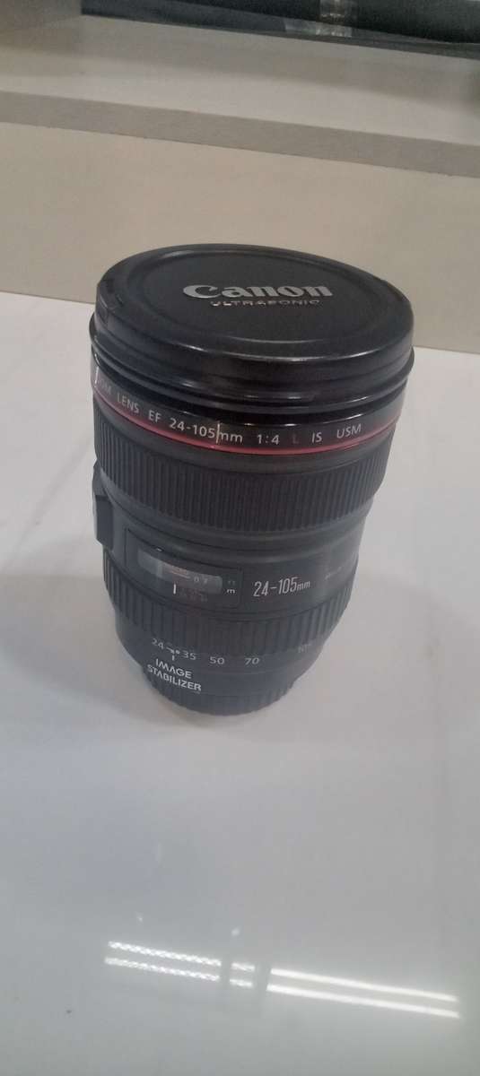 Canon 24-105mm 1:4 L IS USM Lens