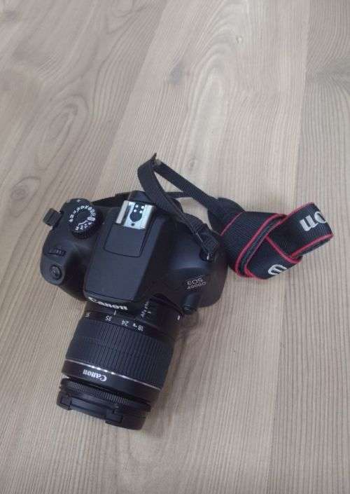 canon 4000d SLR camera