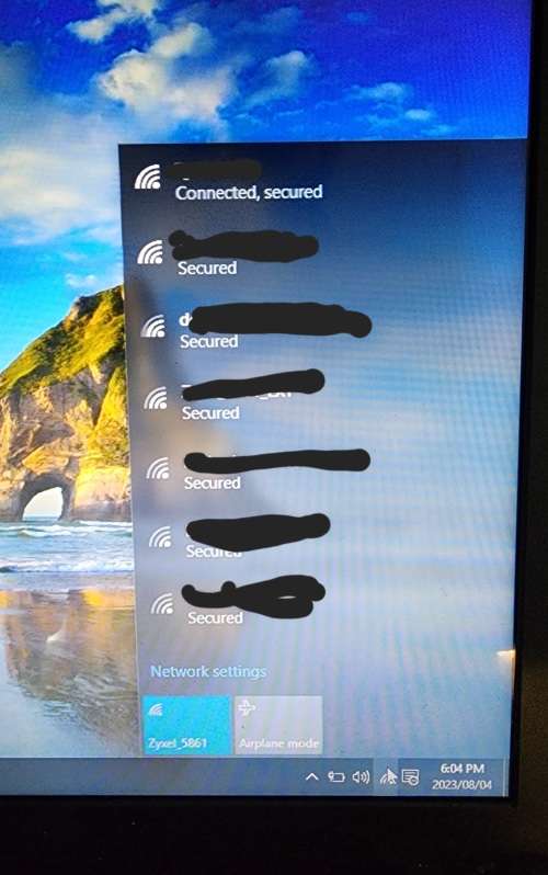 Dell costro 3500 i5 6gb ram Please read Late entry!!!!!