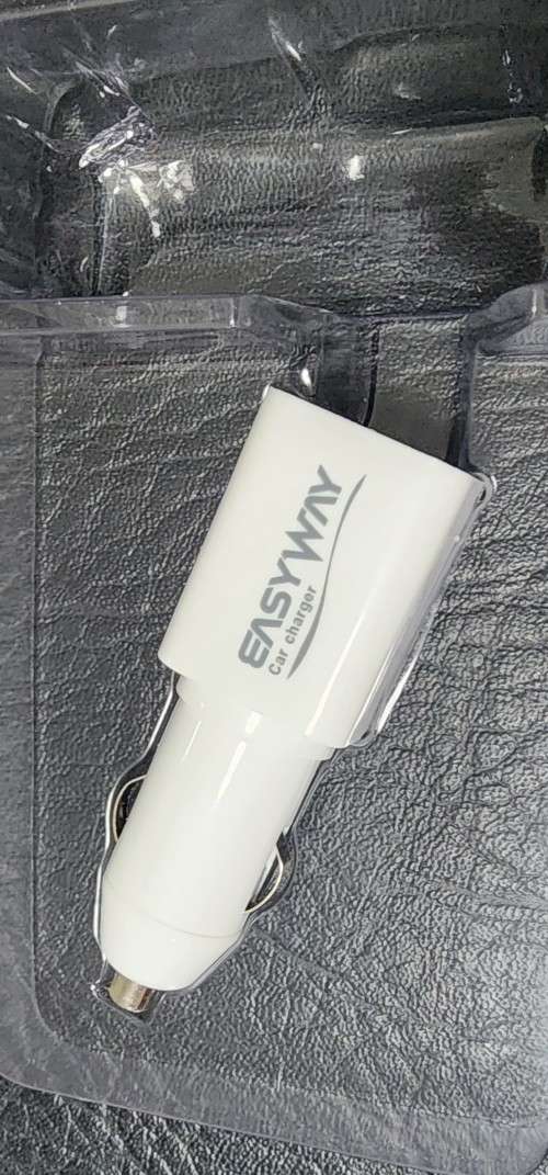 EASYWAY car charger Unit  LATE ENTRY |||IN BOX||||  BULK LOT