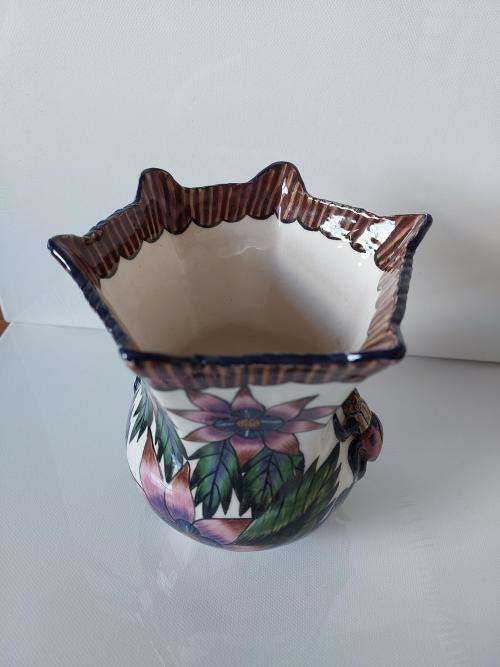 Ardmore Vase - Highly Collectable Valued at R8500