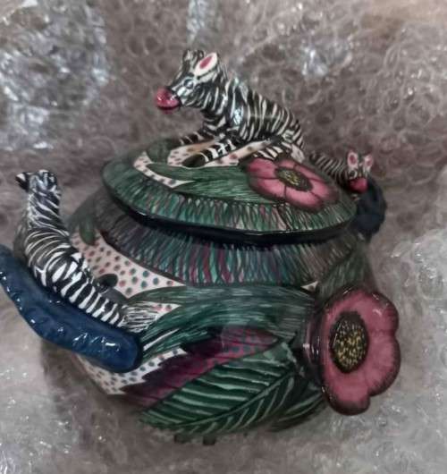 Ardmore Sugar Bowl - Highly Collectable Valued at R9500