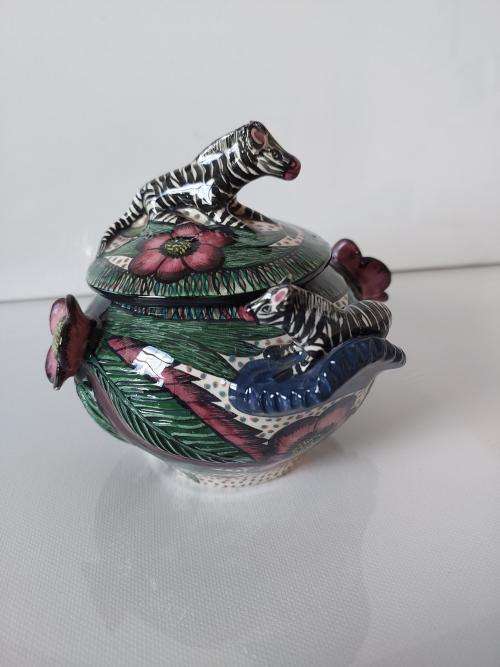 Ardmore Sugar Bowl - Highly Collectable Valued at R9500