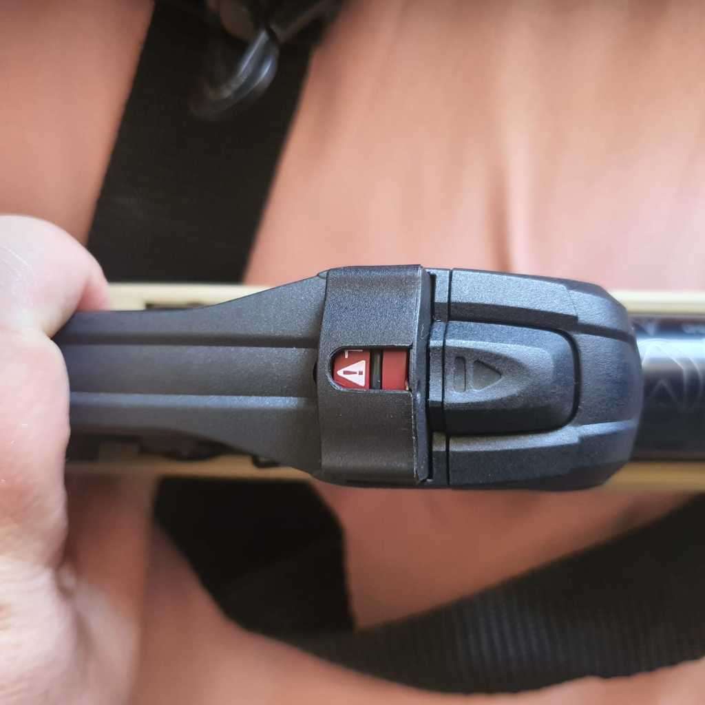 Gamo Replay 10 Maxxim Desert Air Rifle with Rifle Scope, Bag and Pellets