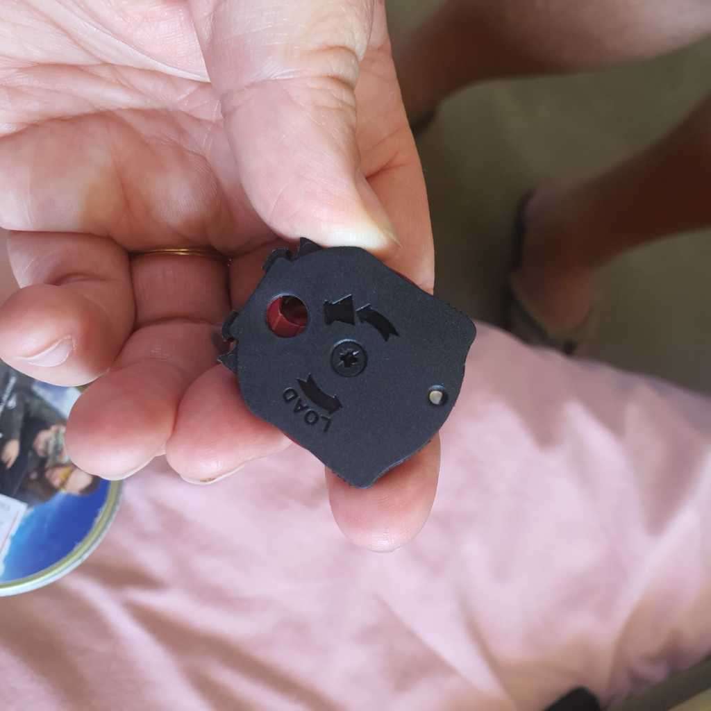 Gamo Replay 10 Maxxim Desert Air Rifle with Rifle Scope, Bag and Pellets