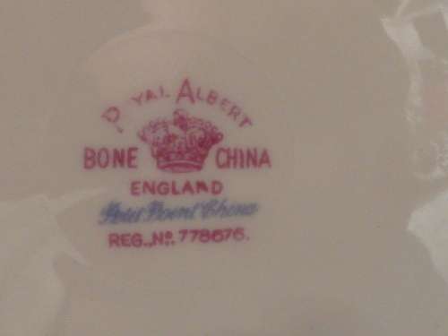 Royal Albert "TAPESTRY PATTERN" Cake Plate , Beautiful Condition