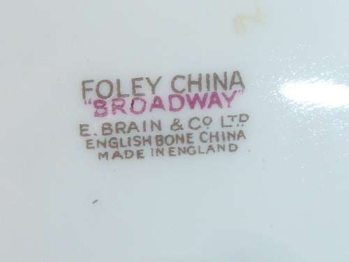 FOLEY CHINA "Broadway" cake plate, in Beautiful Condition